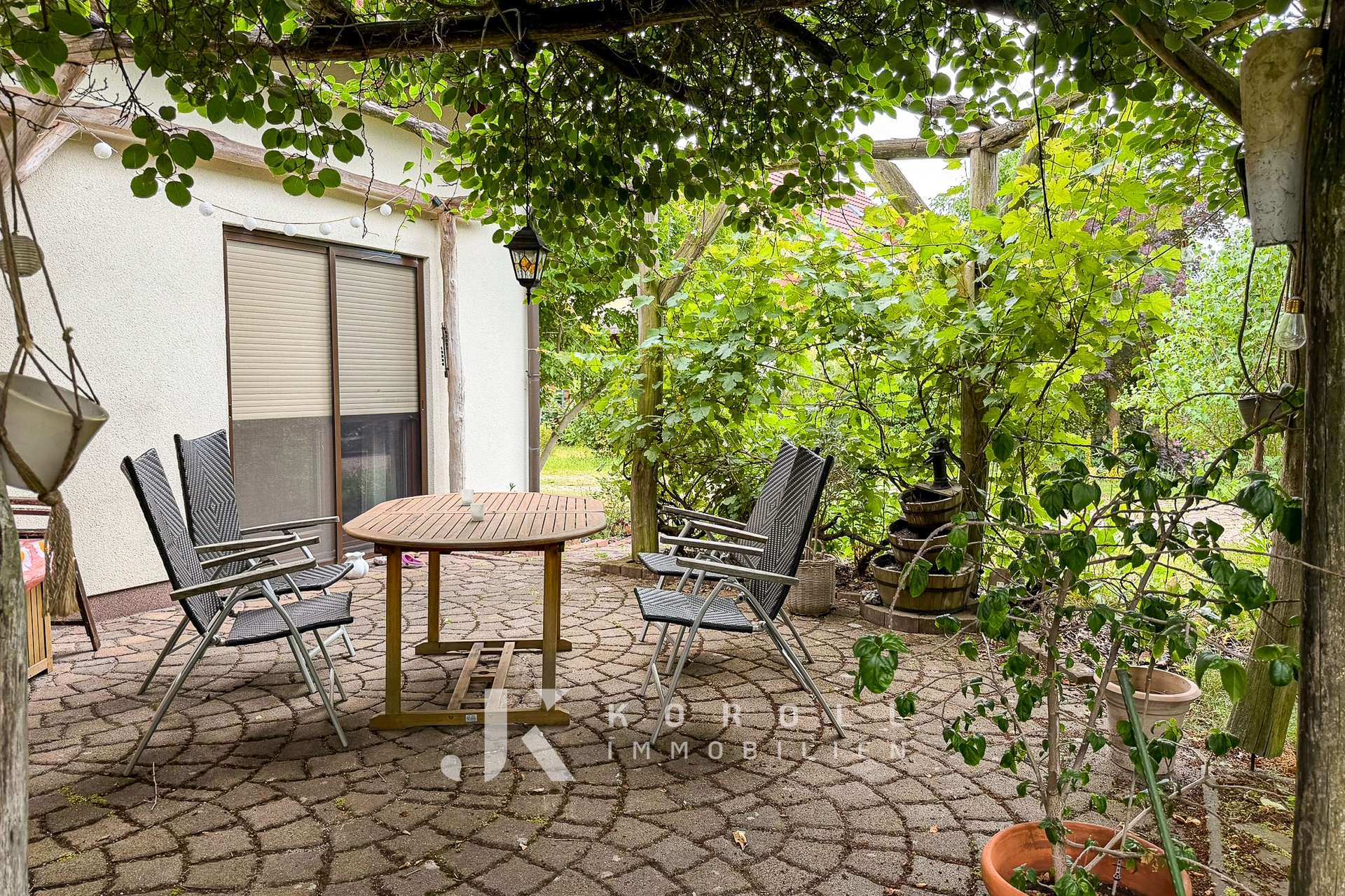 Garten mit Terrasse