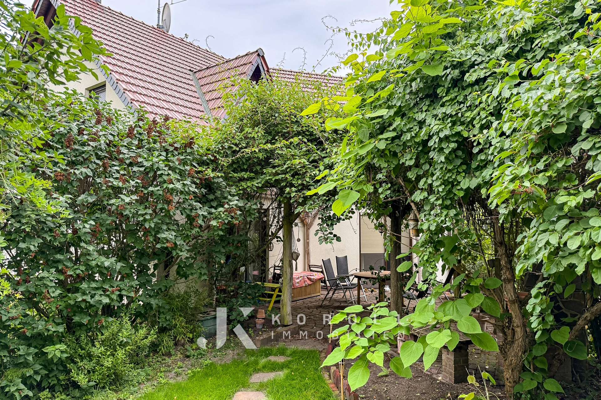 Garten mit Terrasse