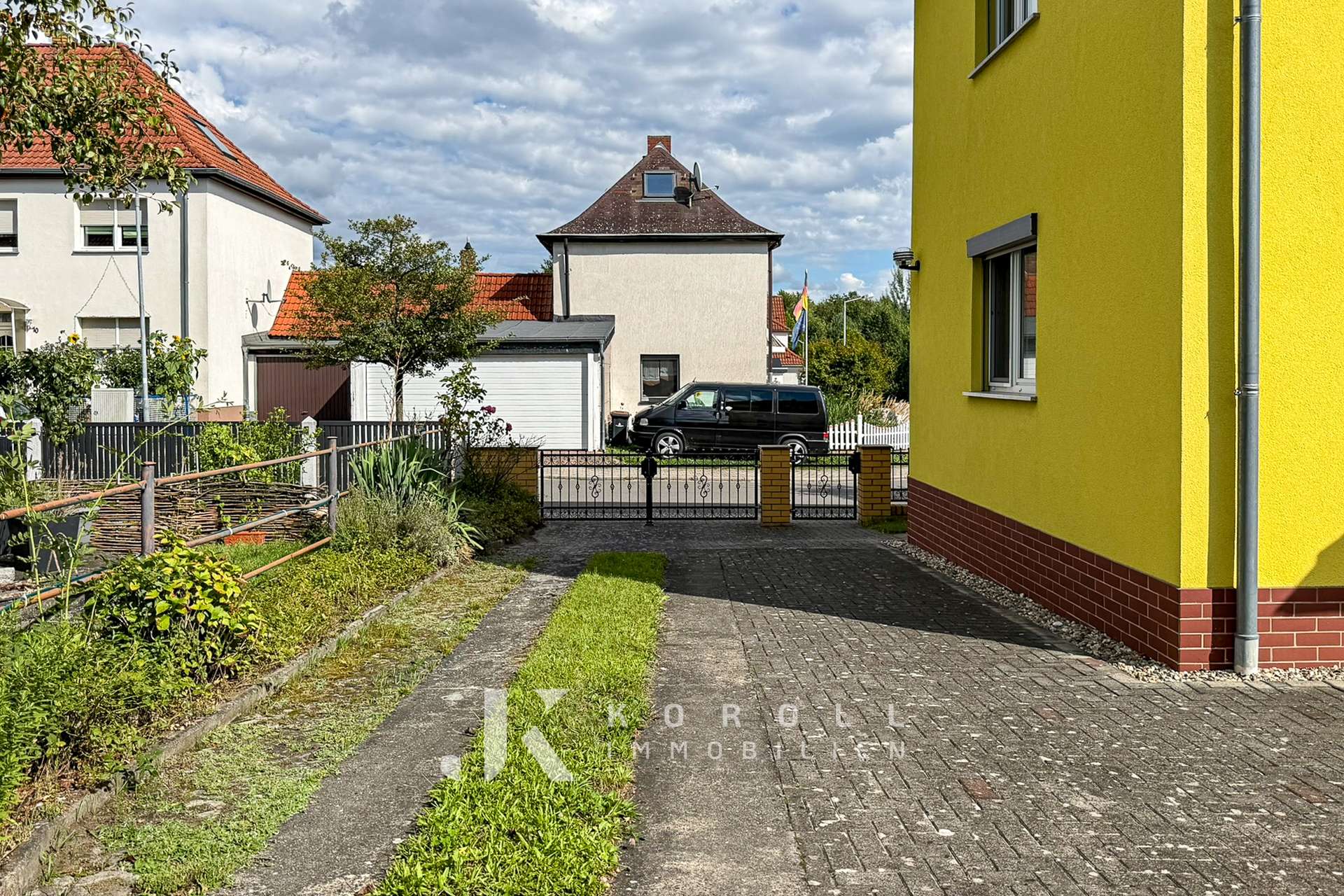 Einfahrt