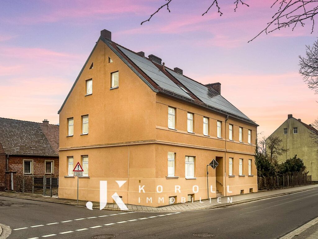 Solide Kapitalanlage mit Photovoltaik-Bonus – Mehrfamilienhaus in Forst