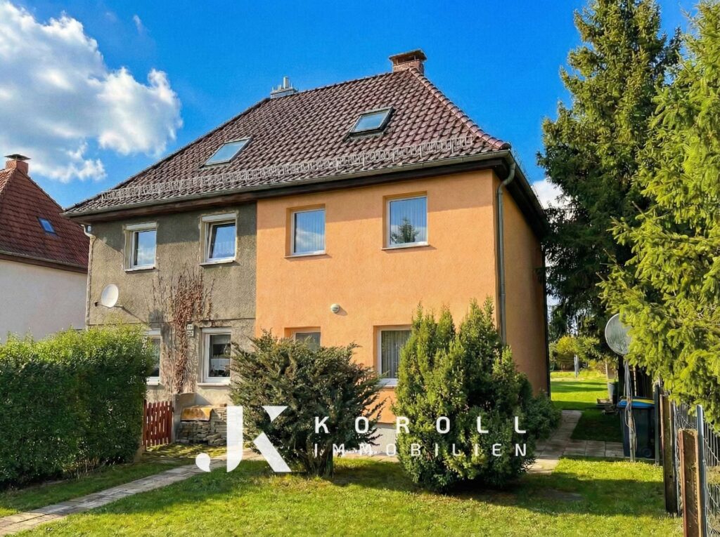 Charme trifft Moderne: Hochwertig sanierte Doppelhaushälfte mit Kamin – Sofort bezugsfertig!